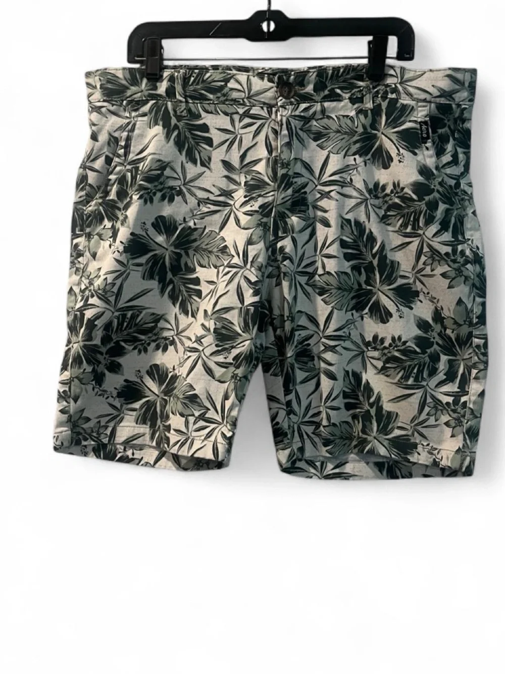 Tropical Leaf Print Casual Shorts - Green on Cream